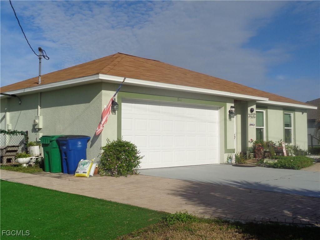 814 Rocaille Avenue, Fort Myers, FL 33913 photo 4