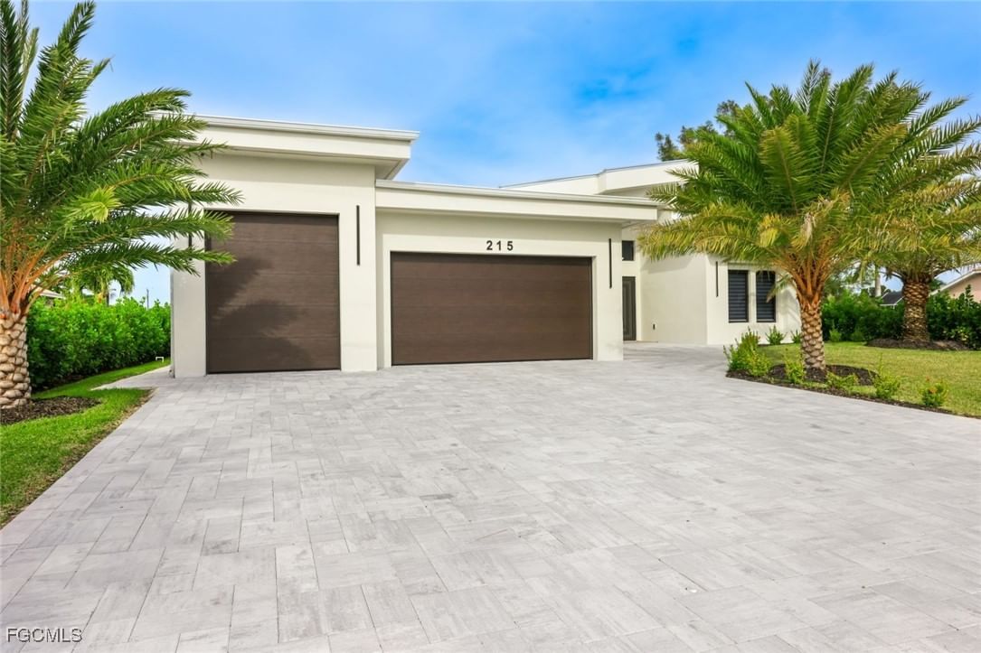 215 SE 28th Terrace, Cape Coral, FL 33904 photo 3