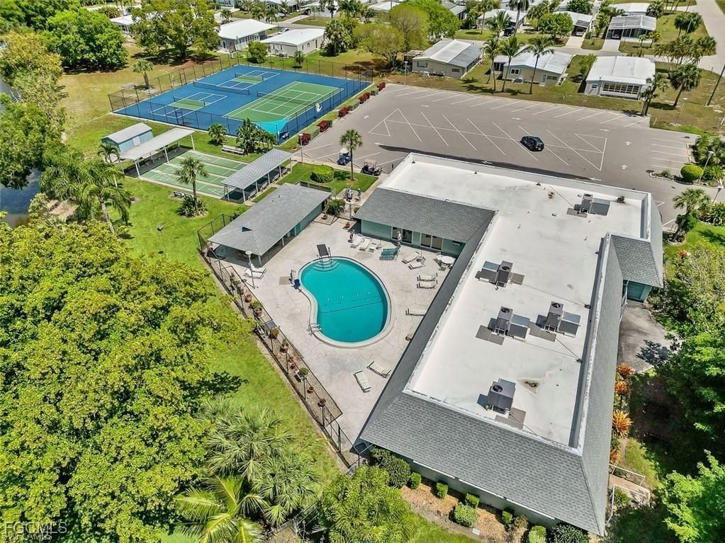 171 Pine Key Lane, Naples, FL 34114 photo 5