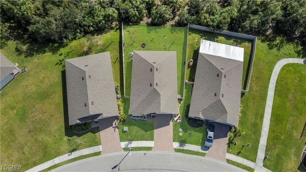 8880 Cascade Price Circle, North Fort Myers, FL 33917 photo 5