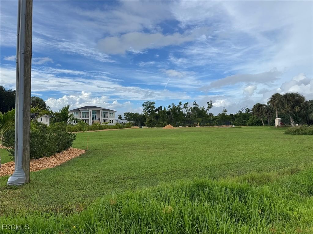 1746 Seafan Circle, North Fort Myers, FL 33903 photo 2