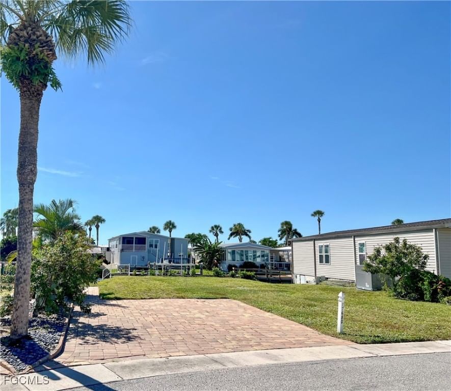17680 Bryan Court, Fort Myers Beach, FL 33931 photo 3