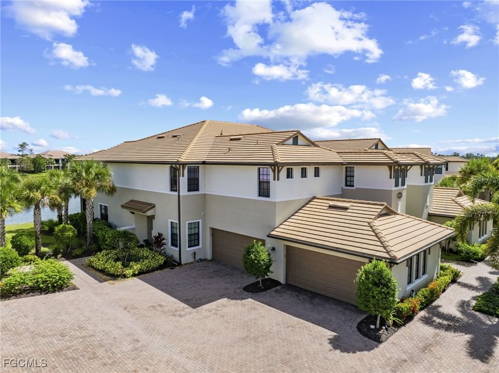 2149 Frangipani Circle #101, Naples, FL 34120 photo 2