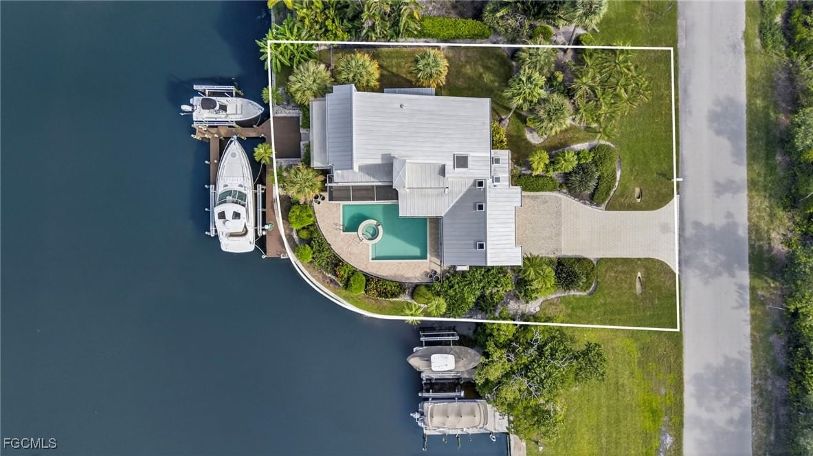1290 Bay Drive, Sanibel, FL 33957 photo 2