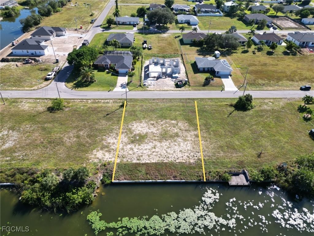 2214 NE 13th Avenue, Cape Coral, FL 33909 photo 3