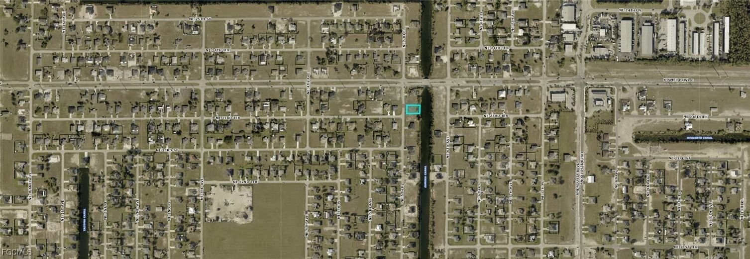 2319 NE 5th Place, Cape Coral, FL 33909 photo 2