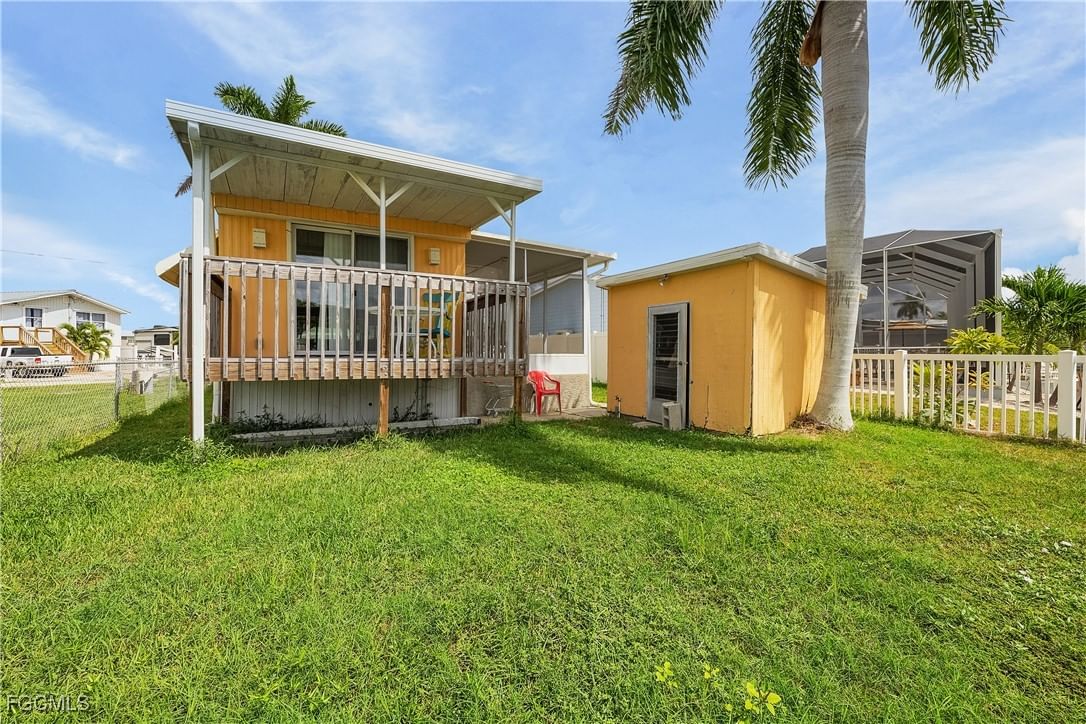 3851 Coconut Drive, St James City, FL 33956 photo 4