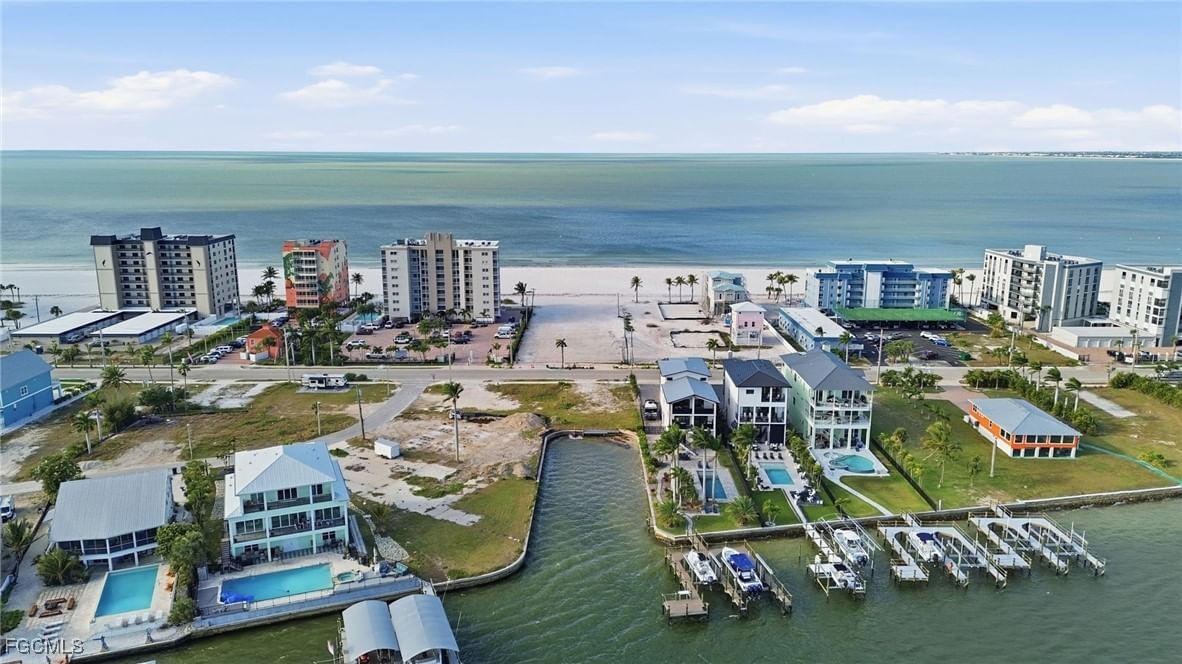 475 Estero Boulevard, Fort Myers Beach, FL 33931 photo 5