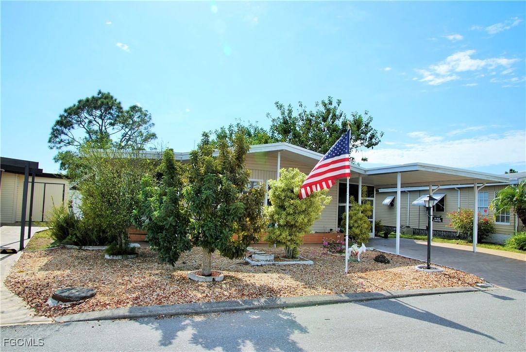 80 Snead Drive, North Fort Myers, FL 33903 photo 3