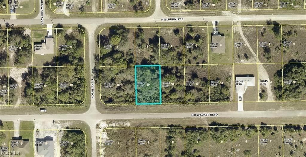 1237 Milwaukee Boulevard, Lehigh Acres, FL 33974 photo 2