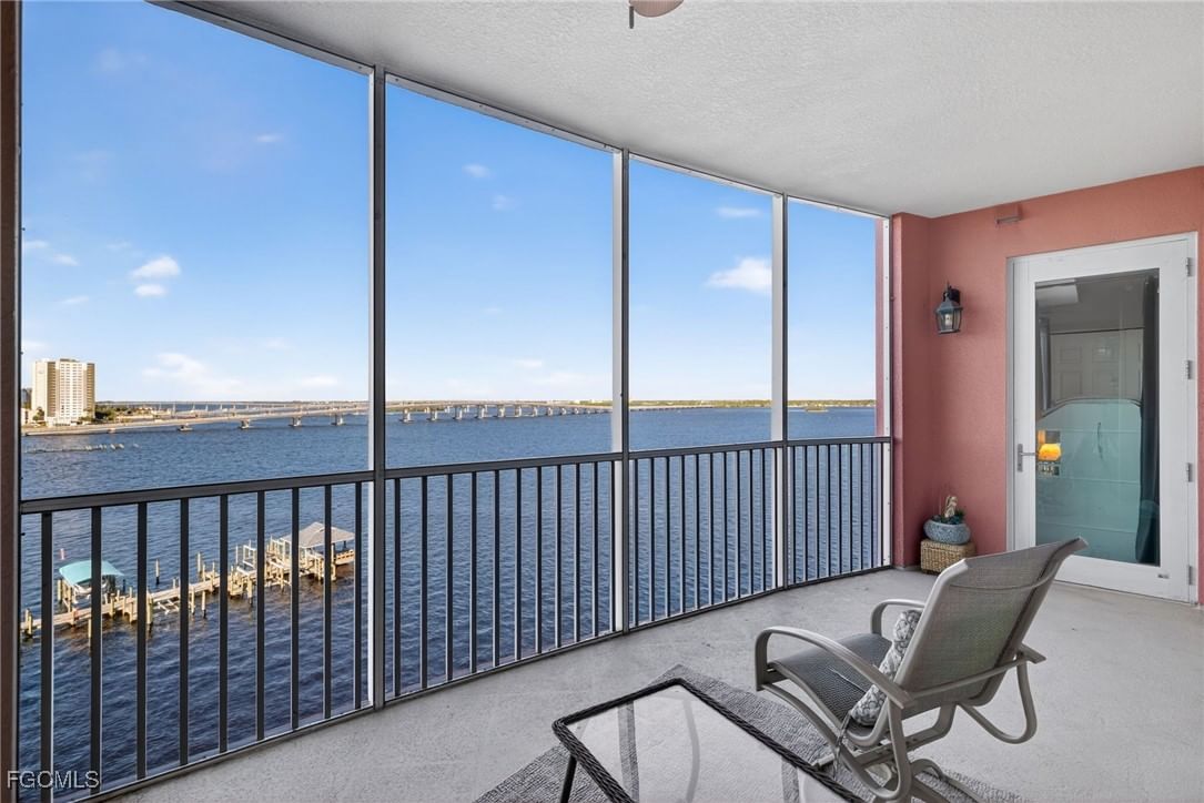 2743 1st Street #701, Fort Myers, FL 33916 photo 2