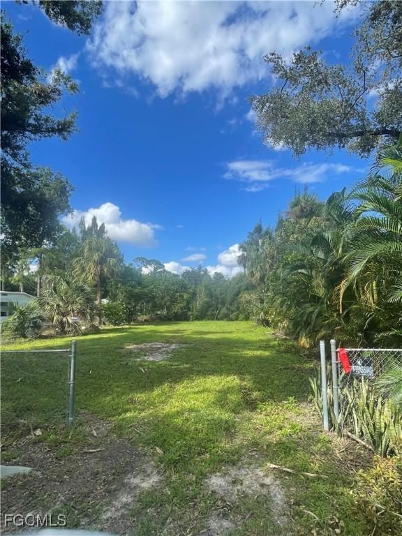 348 Capitol Street, North Fort Myers, FL 33903 photo 3