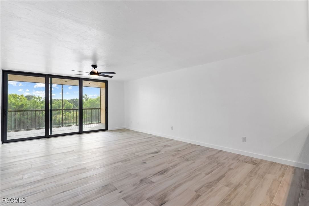 2067 W Lakeview Boulevard #8, North Fort Myers, FL 33903 photo 5