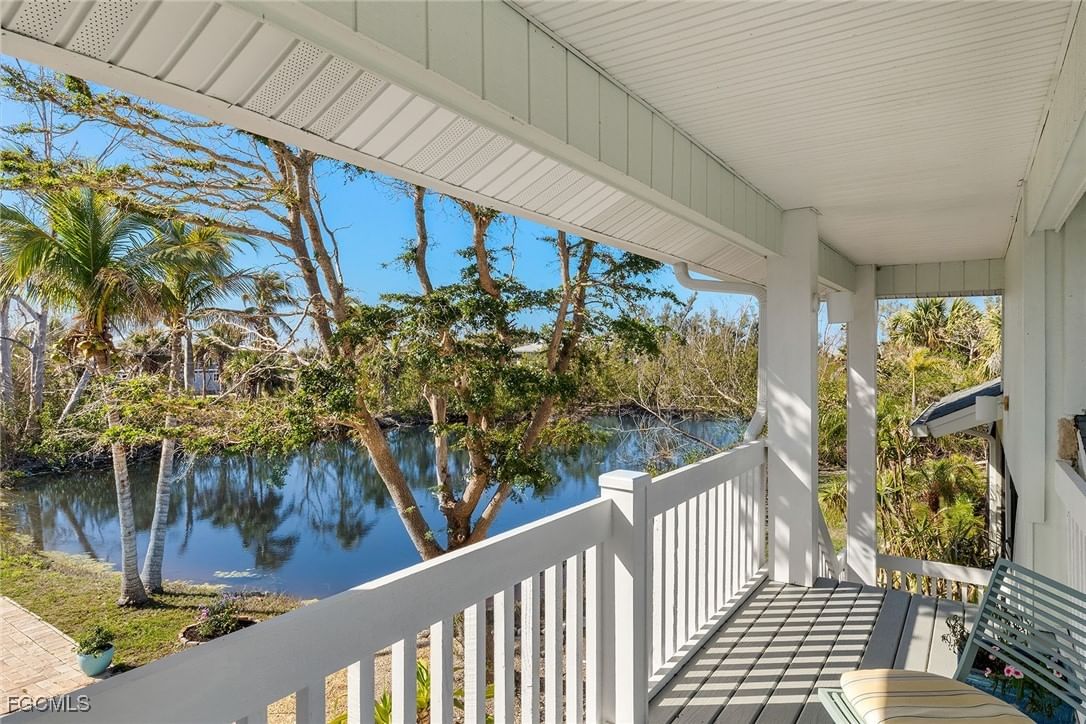 2999 Twin Ponds Drive, Sanibel, FL 33957 photo 3