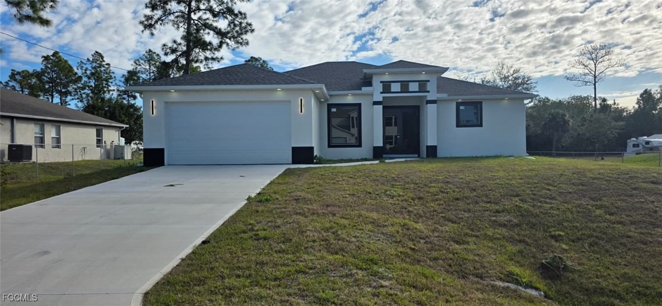 804 Calvin Avenue, Lehigh Acres, FL 33972 photo 2