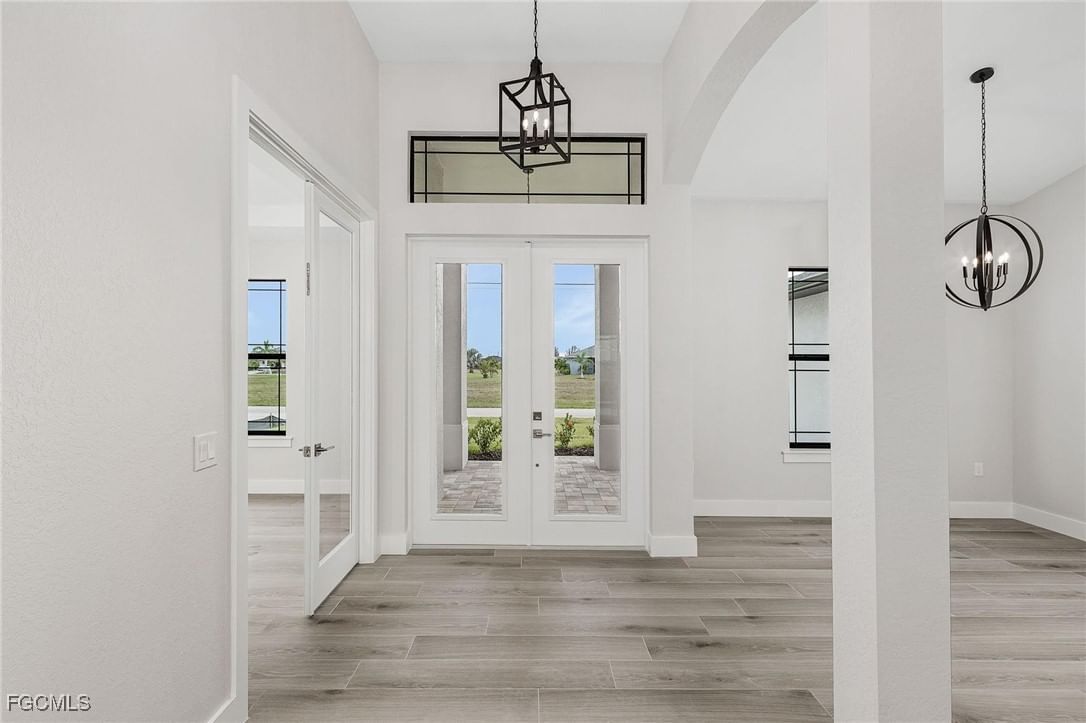 106 SW 33rd Place, Cape Coral, FL 33991 photo 3