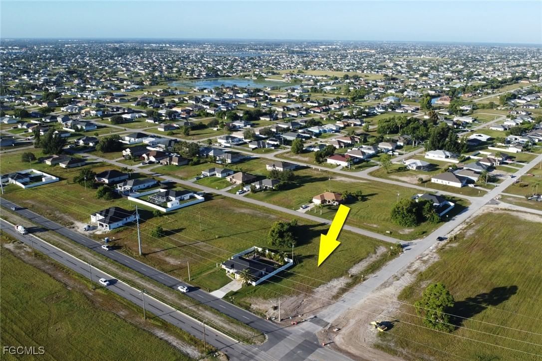 1512 Santa Barbara Boulevard N, Cape Coral, FL 33993 photo 3