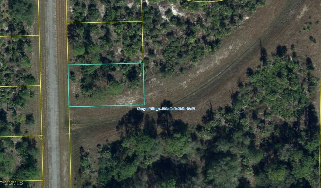 309 Houston Place, Labelle, FL 33935 photo 4