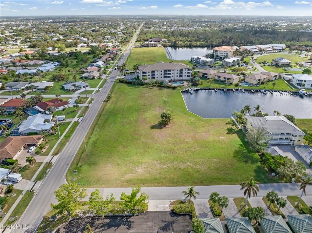 1359 Aqui Esta Drive, Punta Gorda, FL 33950 photo 4