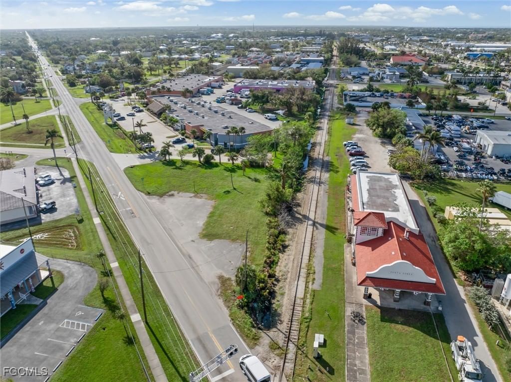 1013 Taylor Road, Punta Gorda, FL 33950 photo 3