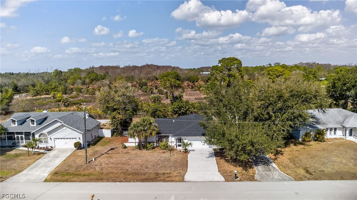 11225 Rabun Gap Drive NW, North Fort Myers, FL 33917 photo 3