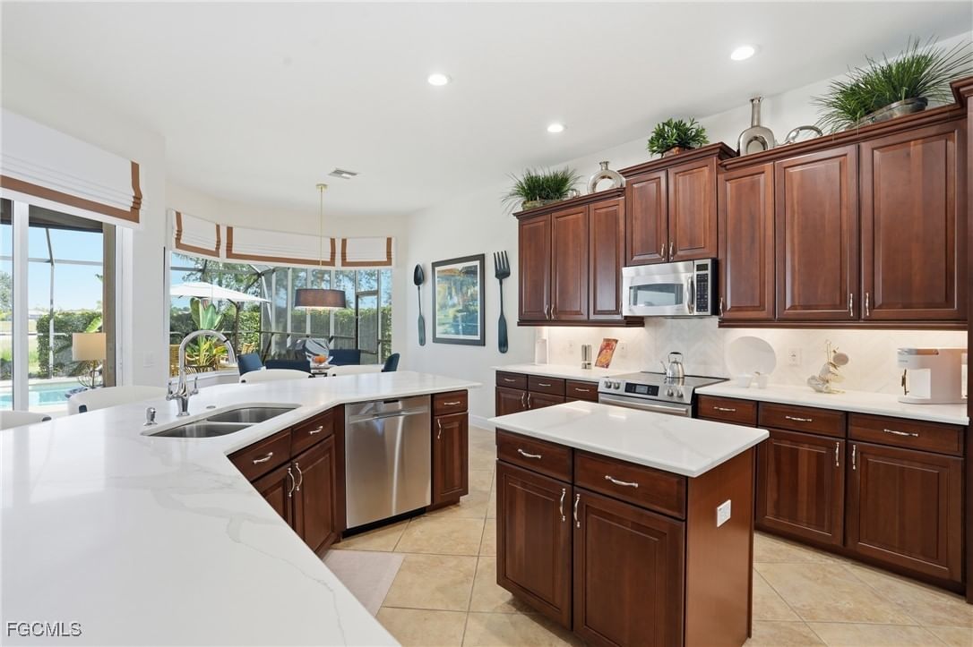 3106 Sagittaria Lane, Alva, FL 33920 photo 4