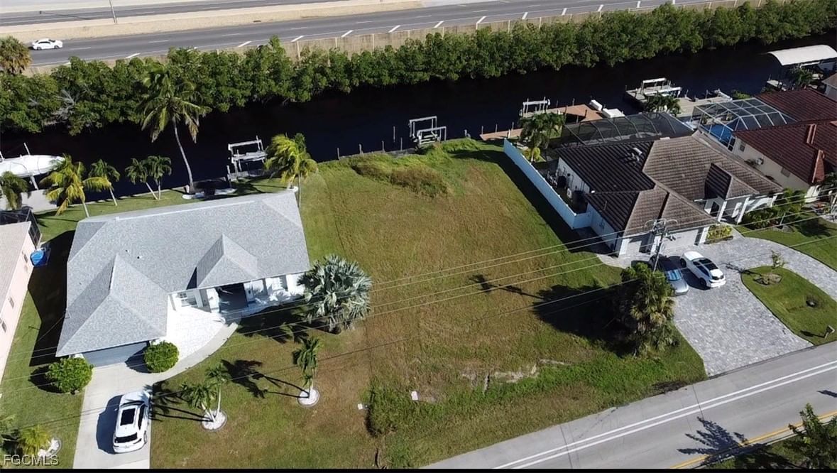 2001 Everest Parkway, Cape Coral, FL 33904 photo 3