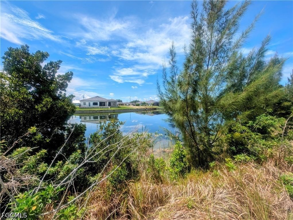 2610 NW 26th Court, Cape Coral, FL 33993 photo 2