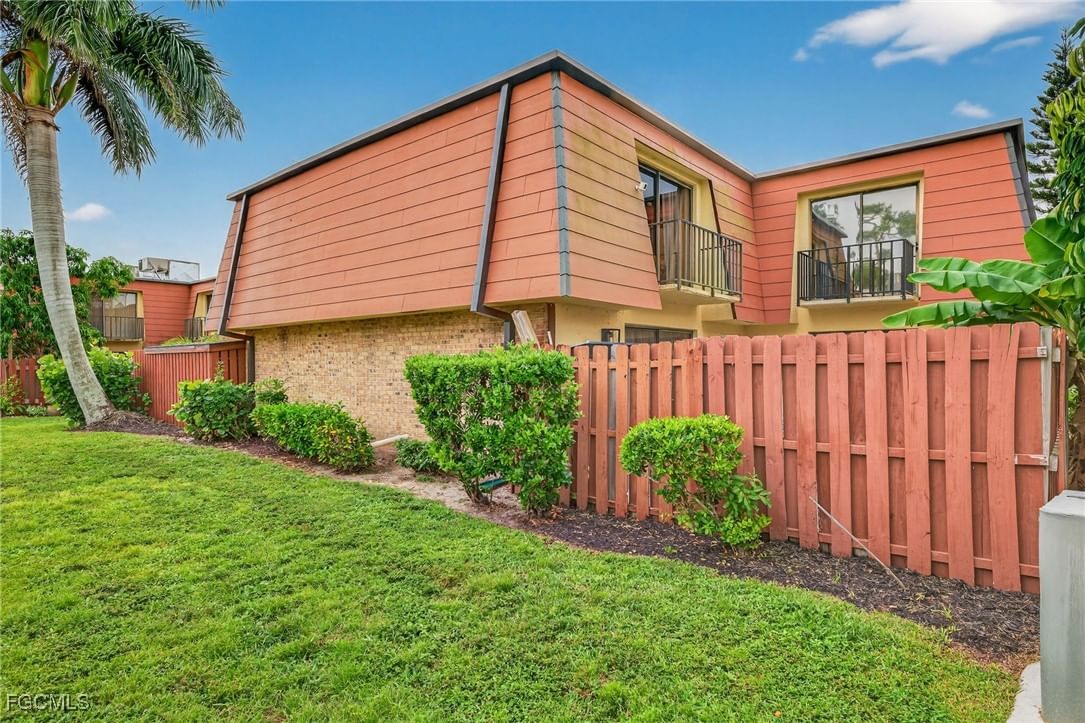 1544 Park Meadows Drive #4, Fort Myers, FL 33907 photo 2