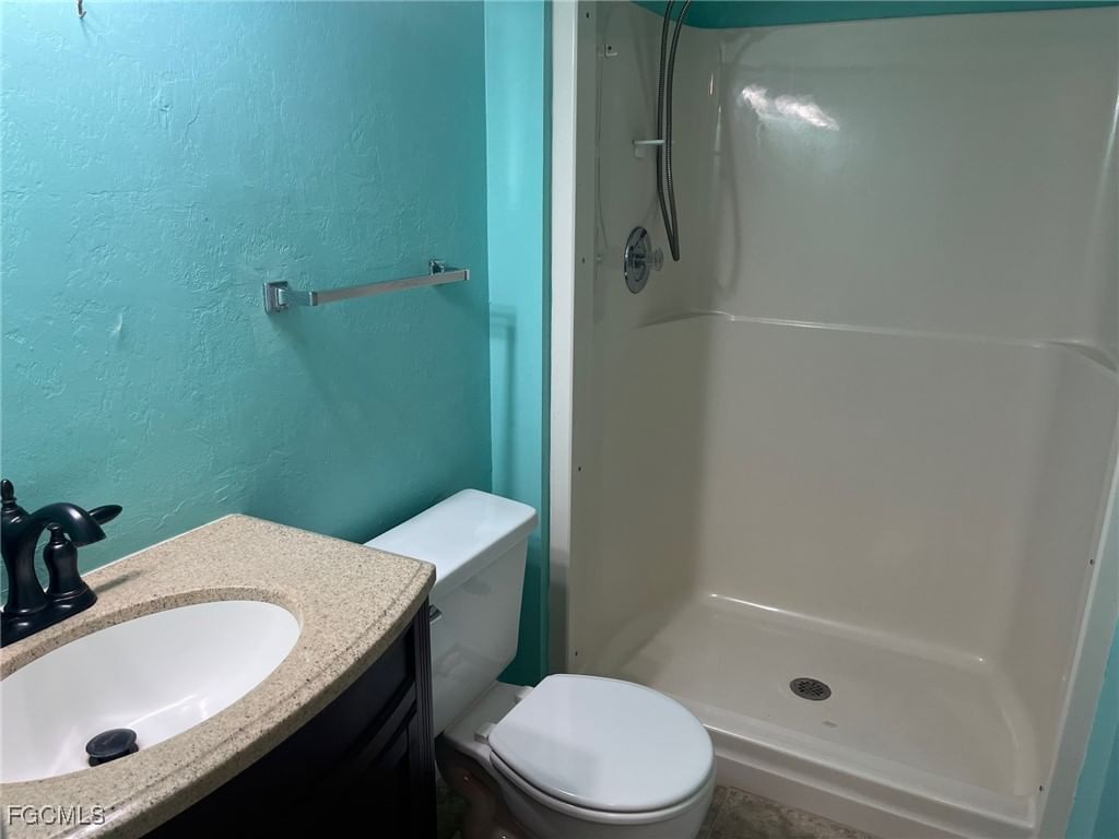 7406 Lake Breeze Drive #118, Fort Myers, FL 33907 photo 5