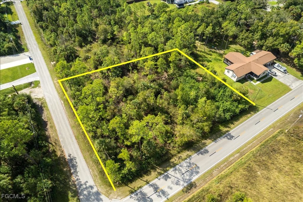 601 W 10th Street, Lehigh Acres, FL 33972 photo 2