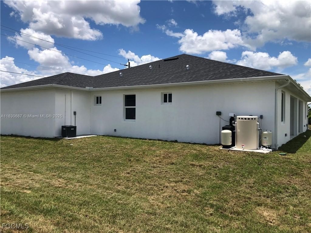4572/4574 Golfview Boulevard, Lehigh Acres, FL 33973 photo 4