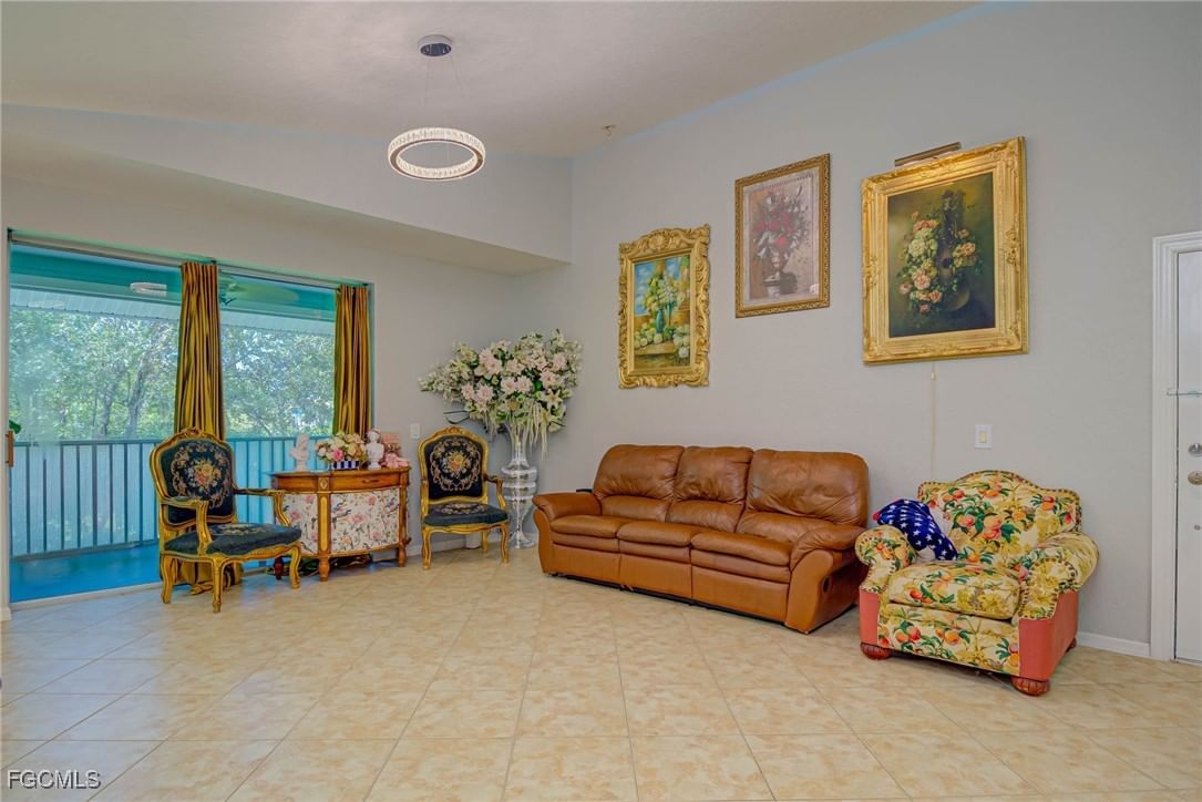 1050 Hancock Creek South Boulevard #203, Cape Coral, FL 33909 photo 4