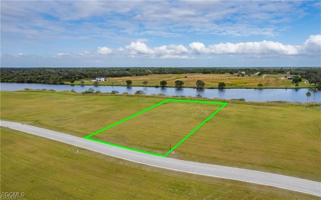 22797 Yellow Button Lane, Alva, FL 33920 photo 5