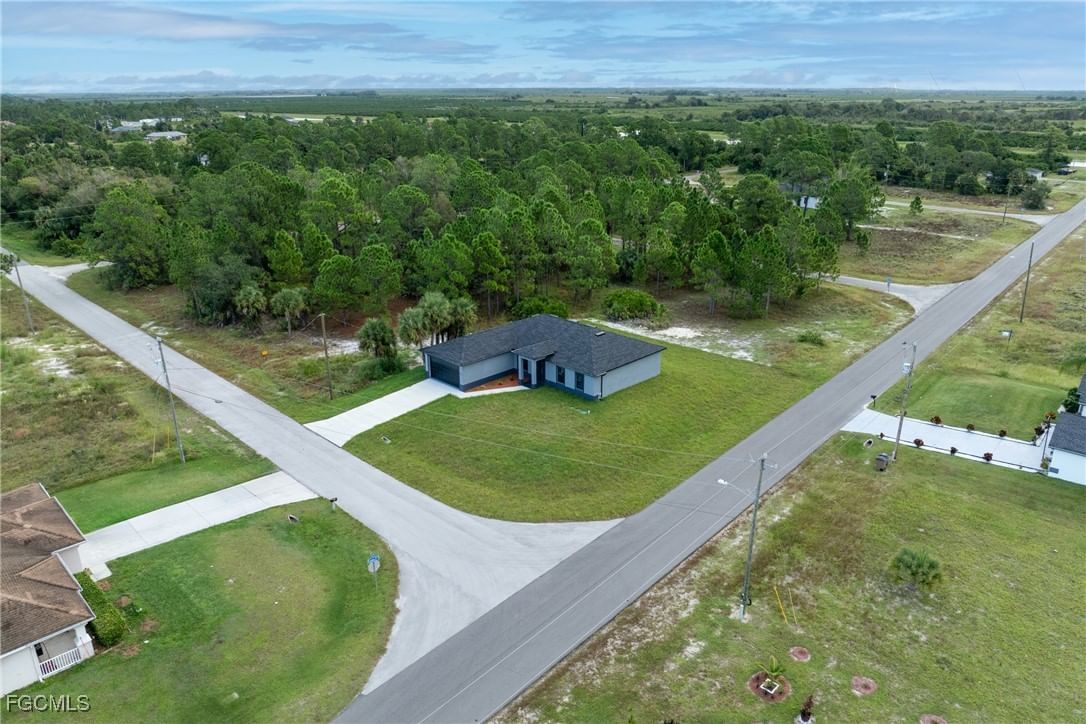 845 Milano Avenue S, Lehigh Acres, FL 33974 photo 2