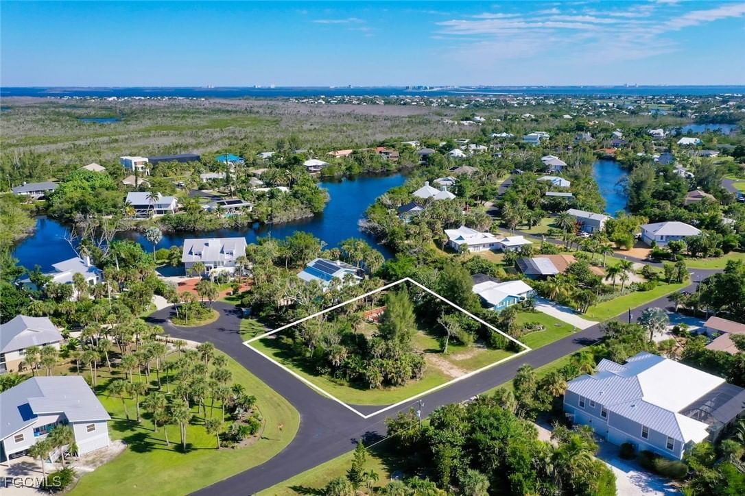 1653 Bunting Lane, Sanibel, FL 33957 photo 5