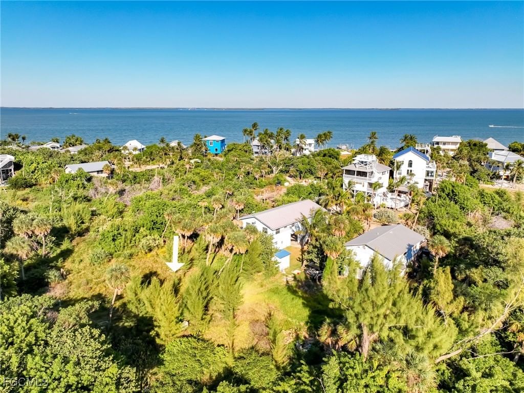 181 Swallow Drive, Upper Captiva, FL 33924 photo 5