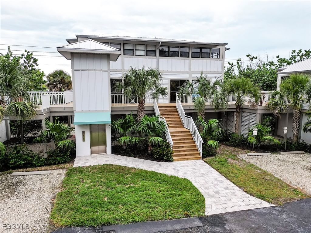 1149 Periwinkle Way #2, Sanibel, FL 33957 photo 5