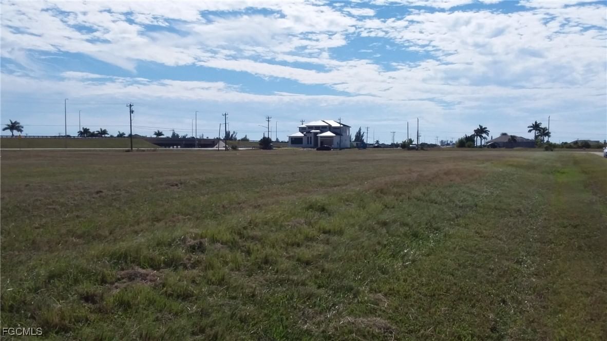 1505-1513 NW 32nd Place, Cape Coral, FL 33993 photo 3