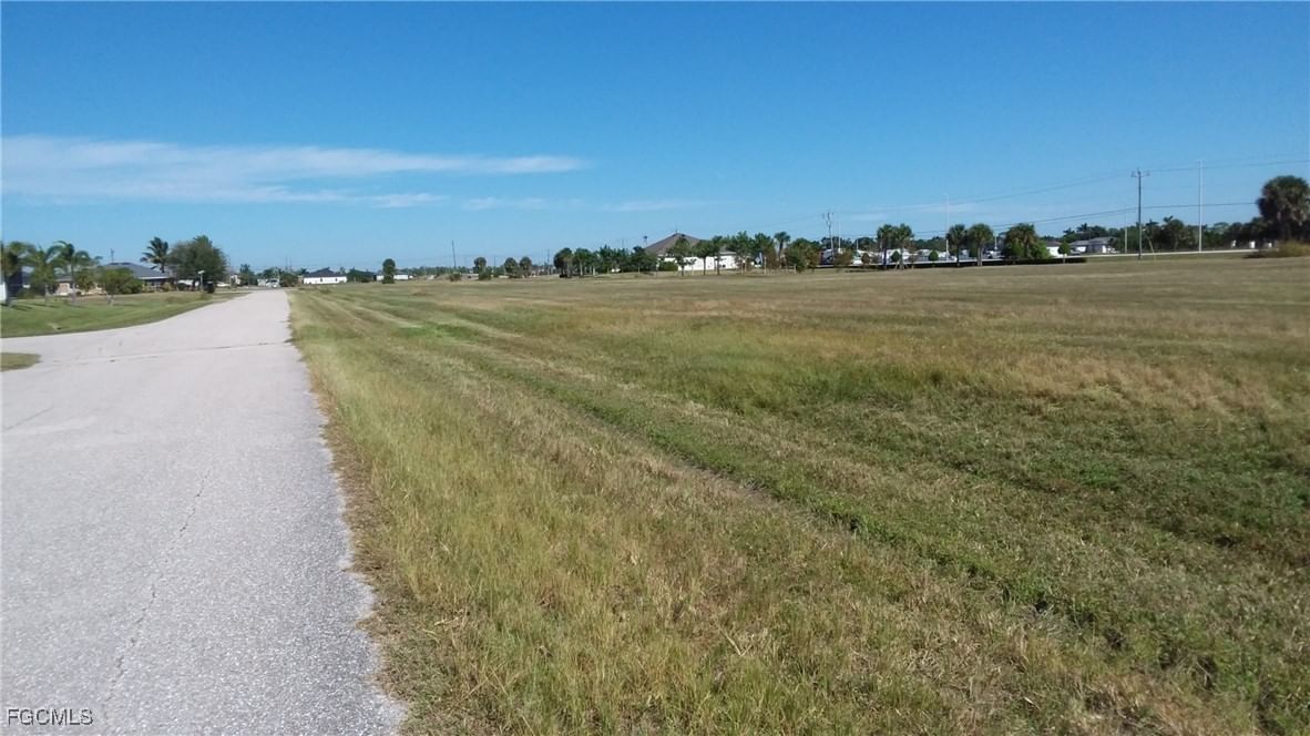 1505-1513 NW 32nd Place, Cape Coral, FL 33993 photo 4