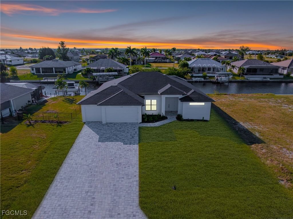 1438 NW 38th Place, Cape Coral, FL 33993 photo 3