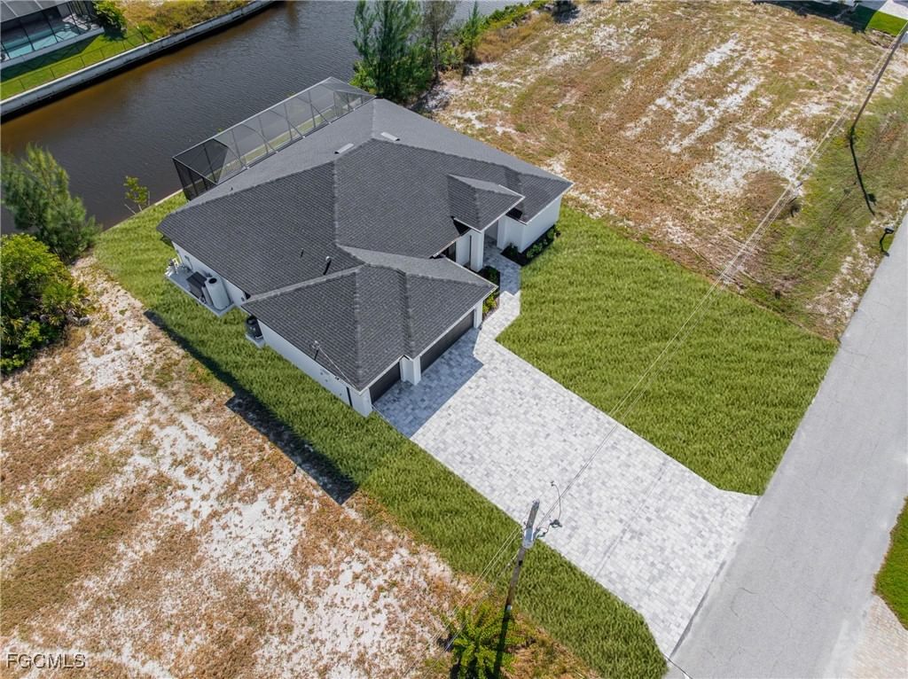 2005 NW 32nd Court, Cape Coral, FL 33993 photo 4