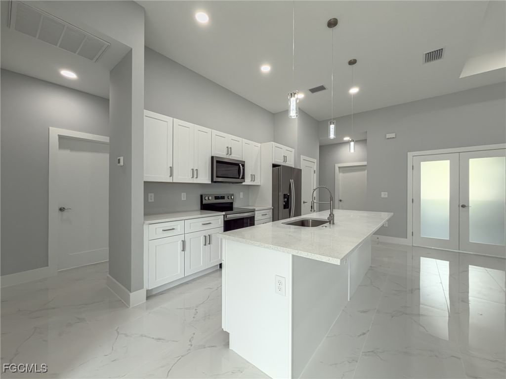 6137 Higgins Avenue, Fort Myers, FL 33905 photo 4