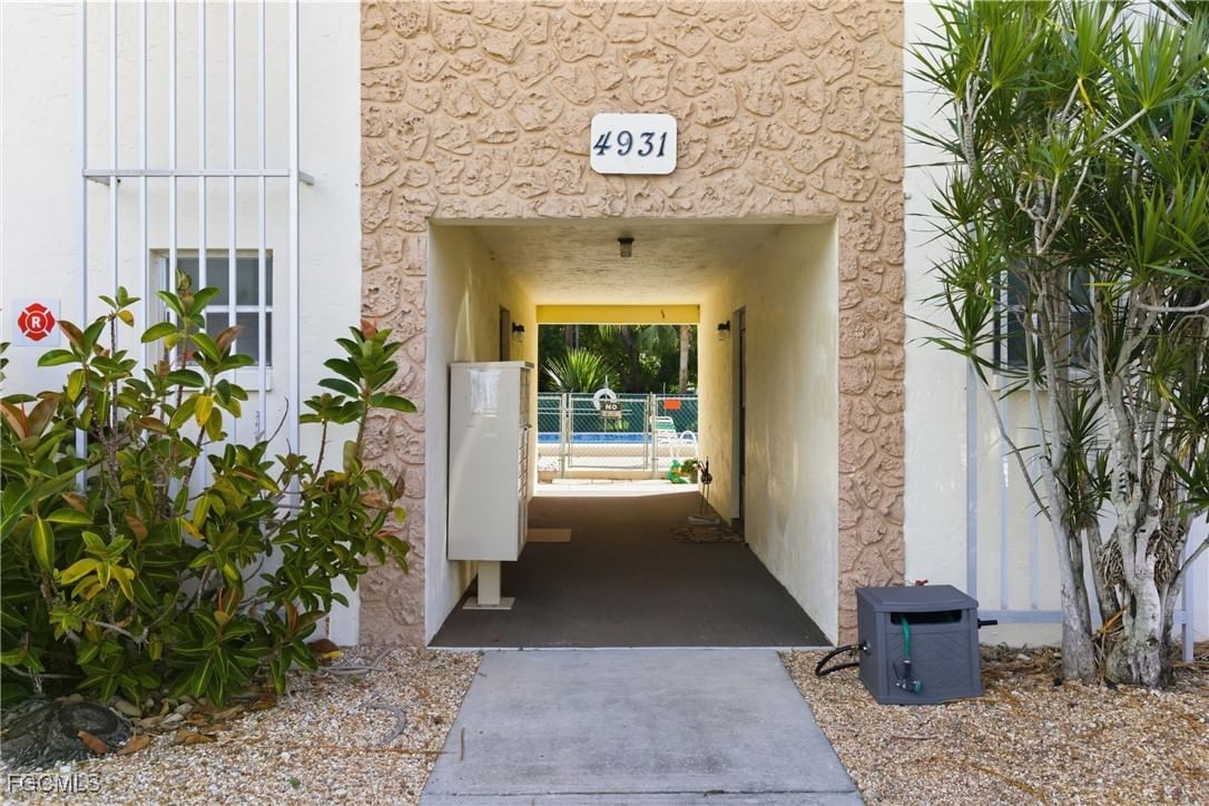 4931 Vincennes Court #4, Cape Coral, FL 33904 photo 3