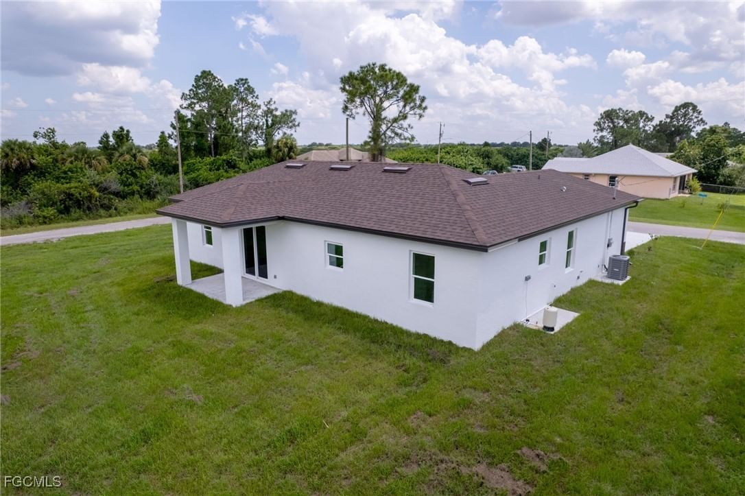 1251 Bari Street E, Lehigh Acres, FL 33974 photo 5