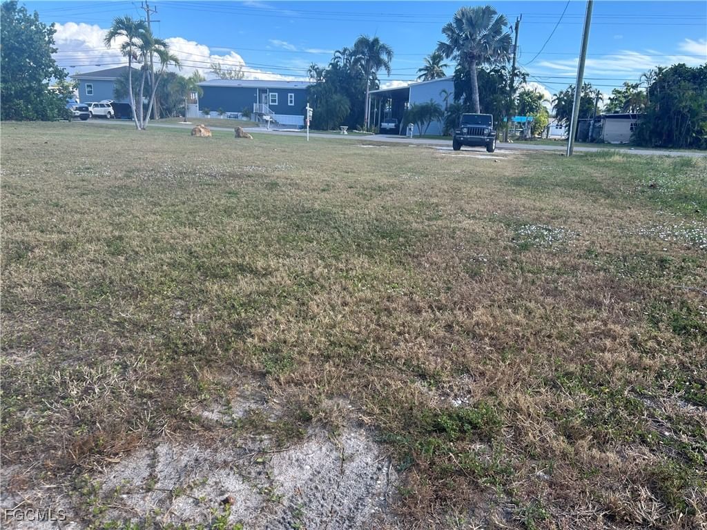 2635 York Road, St James City, FL 33956 photo 3