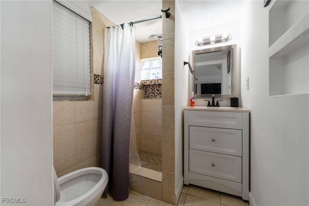 947 NE 149 Street, Miami, FL 33161 photo 2