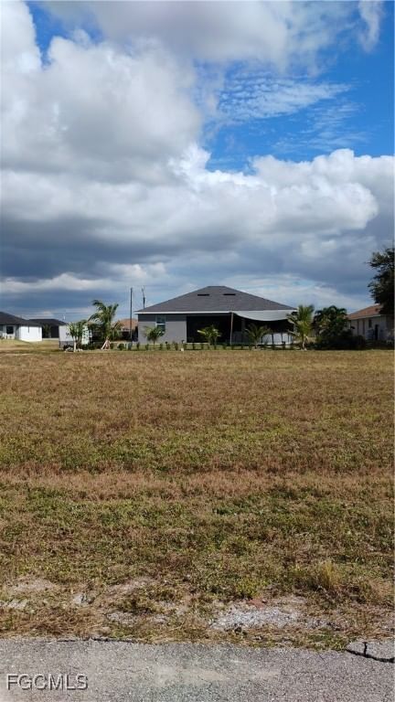 1439 NW 37th Place, Cape Coral, FL 33993 photo 3