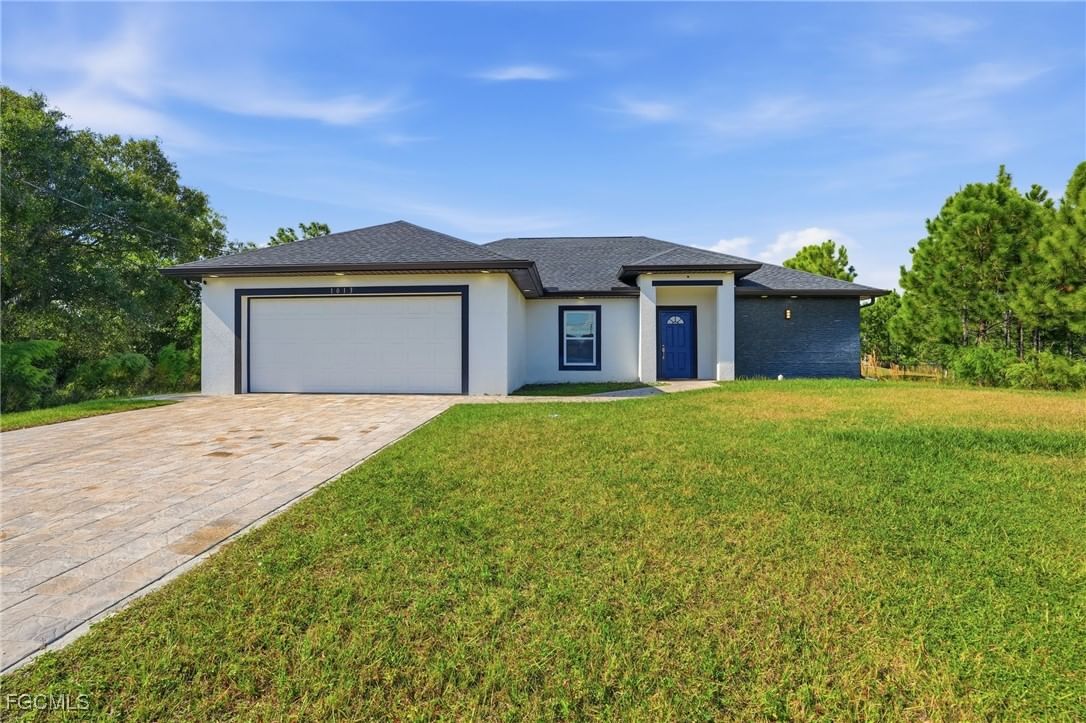 1013 Atherton Avenue, Lehigh Acres, FL 33971 photo 2