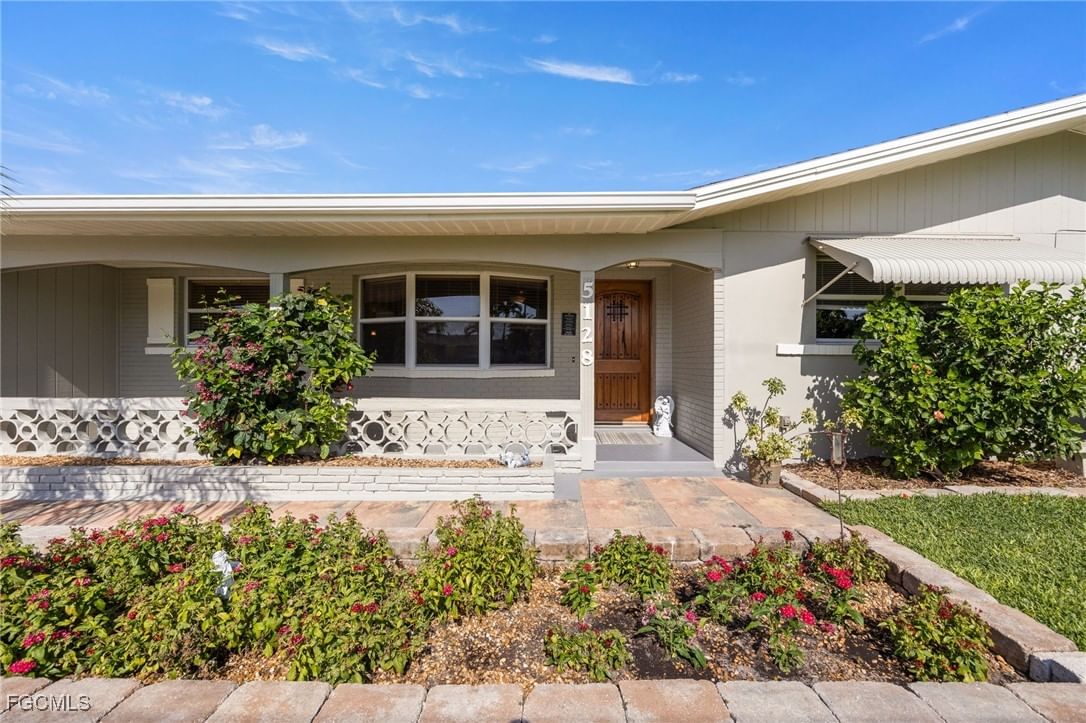 5128 York Court, Cape Coral, FL 33904 photo 4